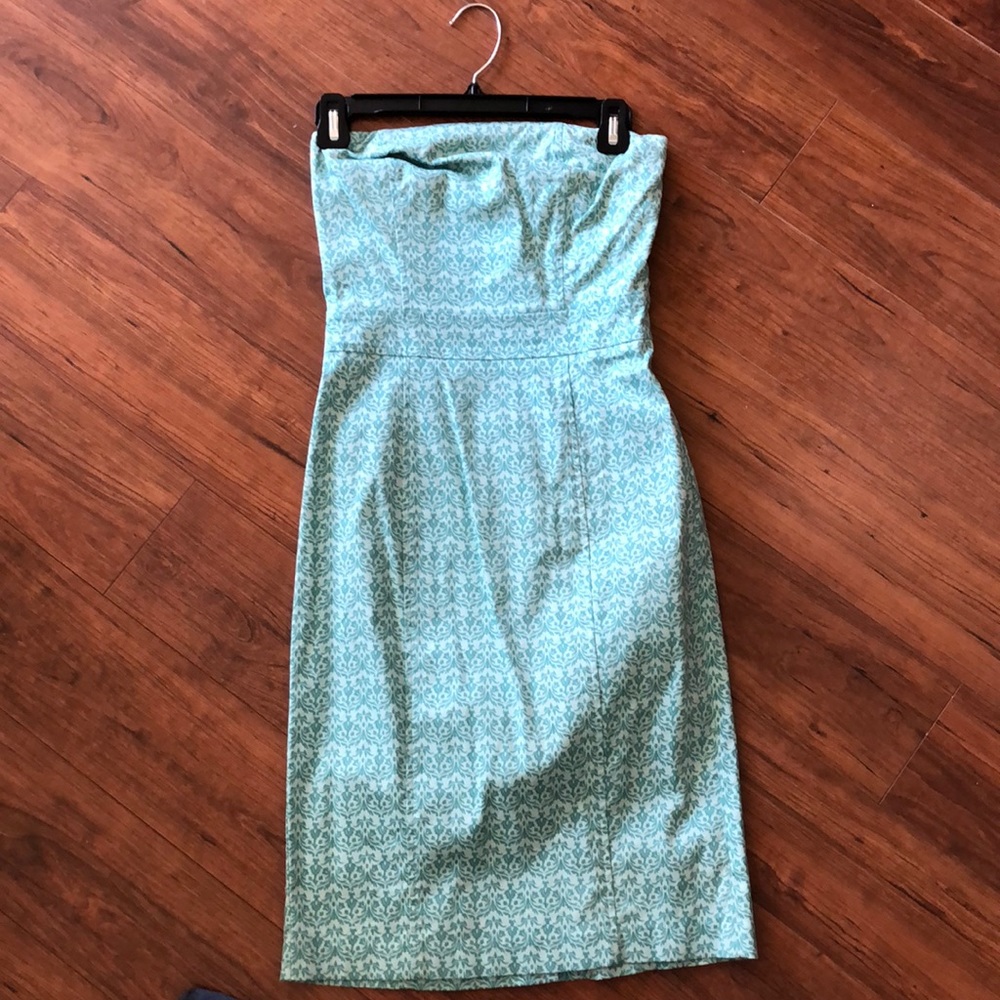 Strapless dress